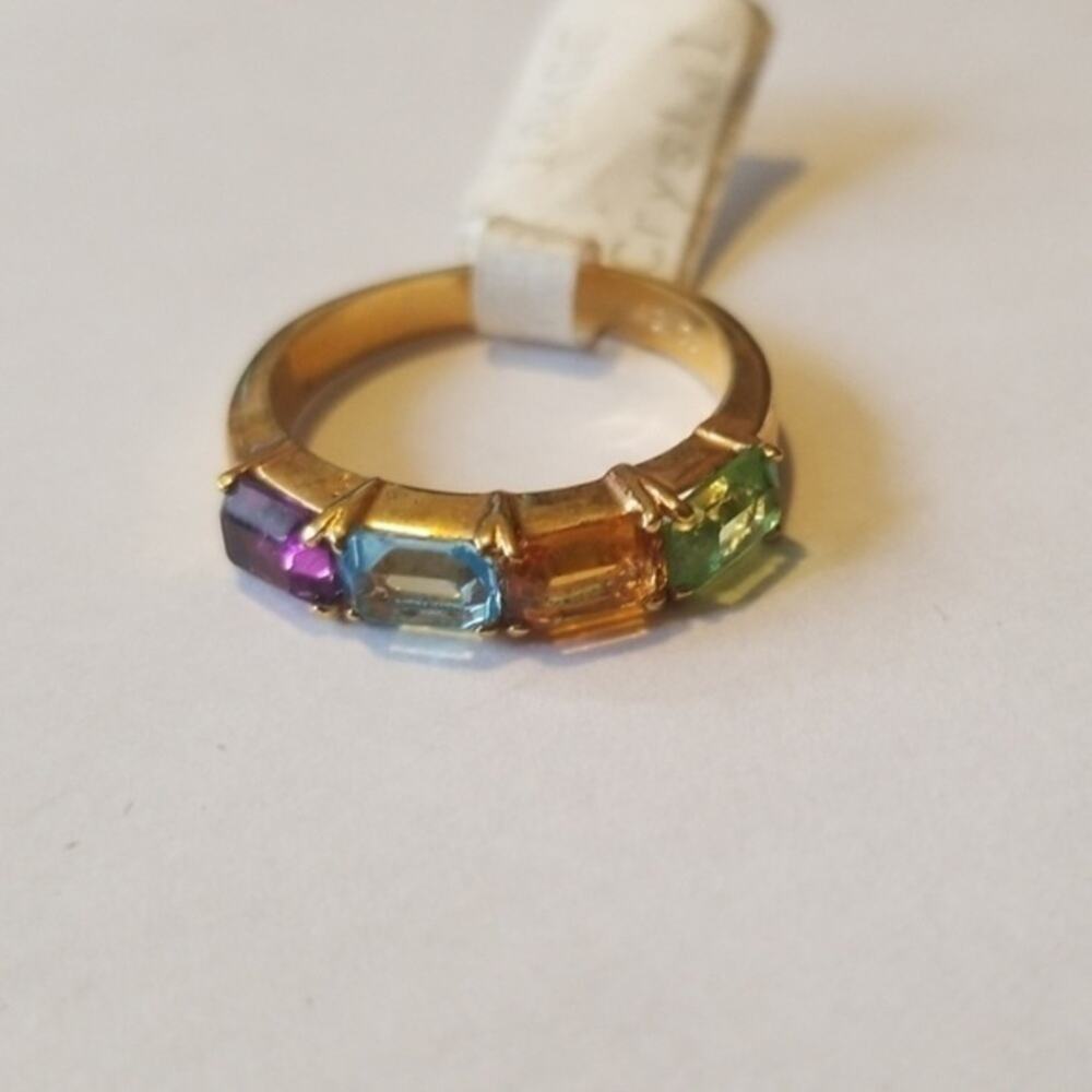 18KGE crystal ring. Size 8‎